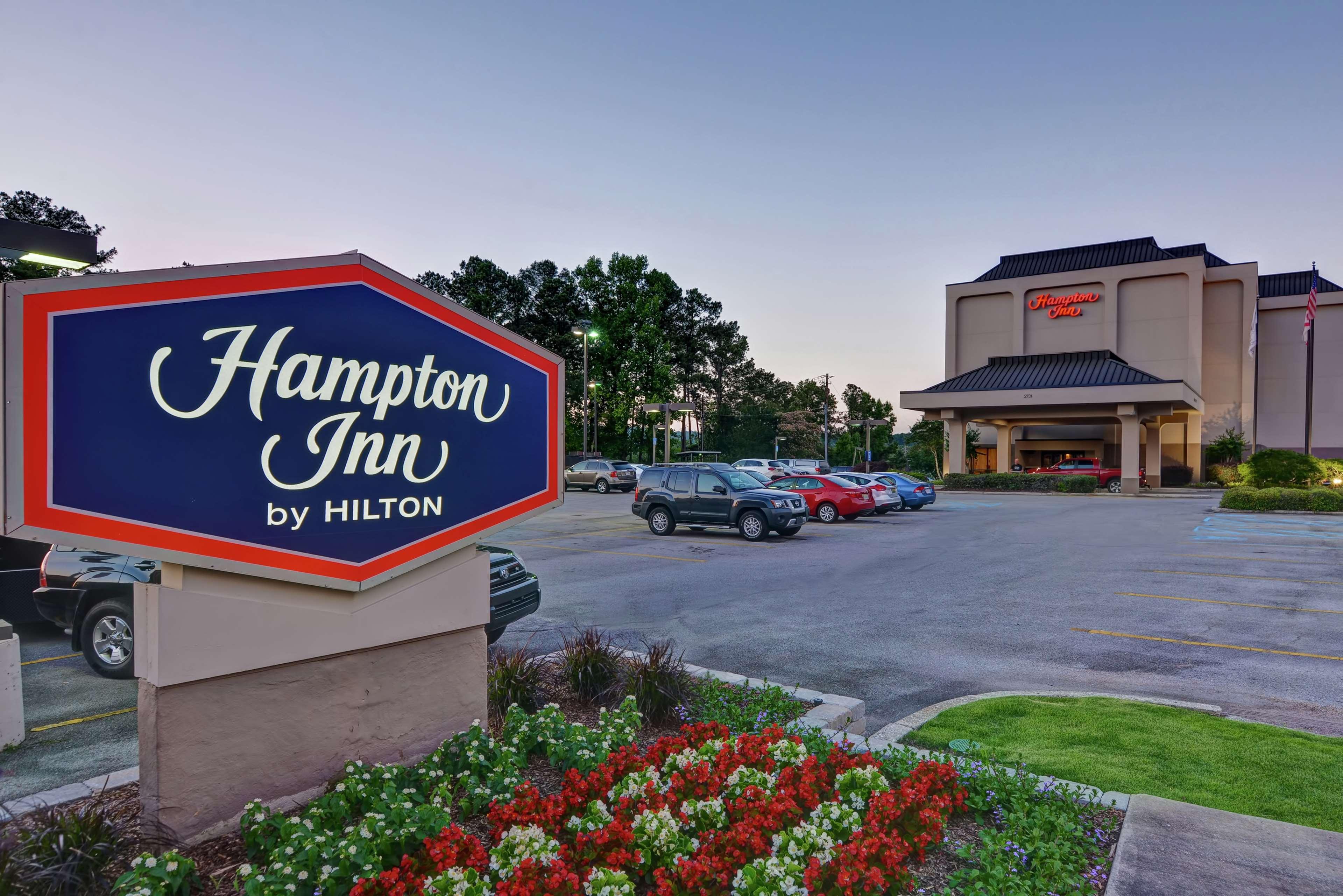Hampton Inn Birmingham/Mountain Brook Exterior photo