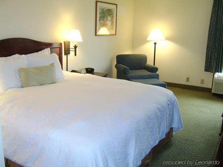 Hampton Inn Birmingham/Mountain Brook Room photo