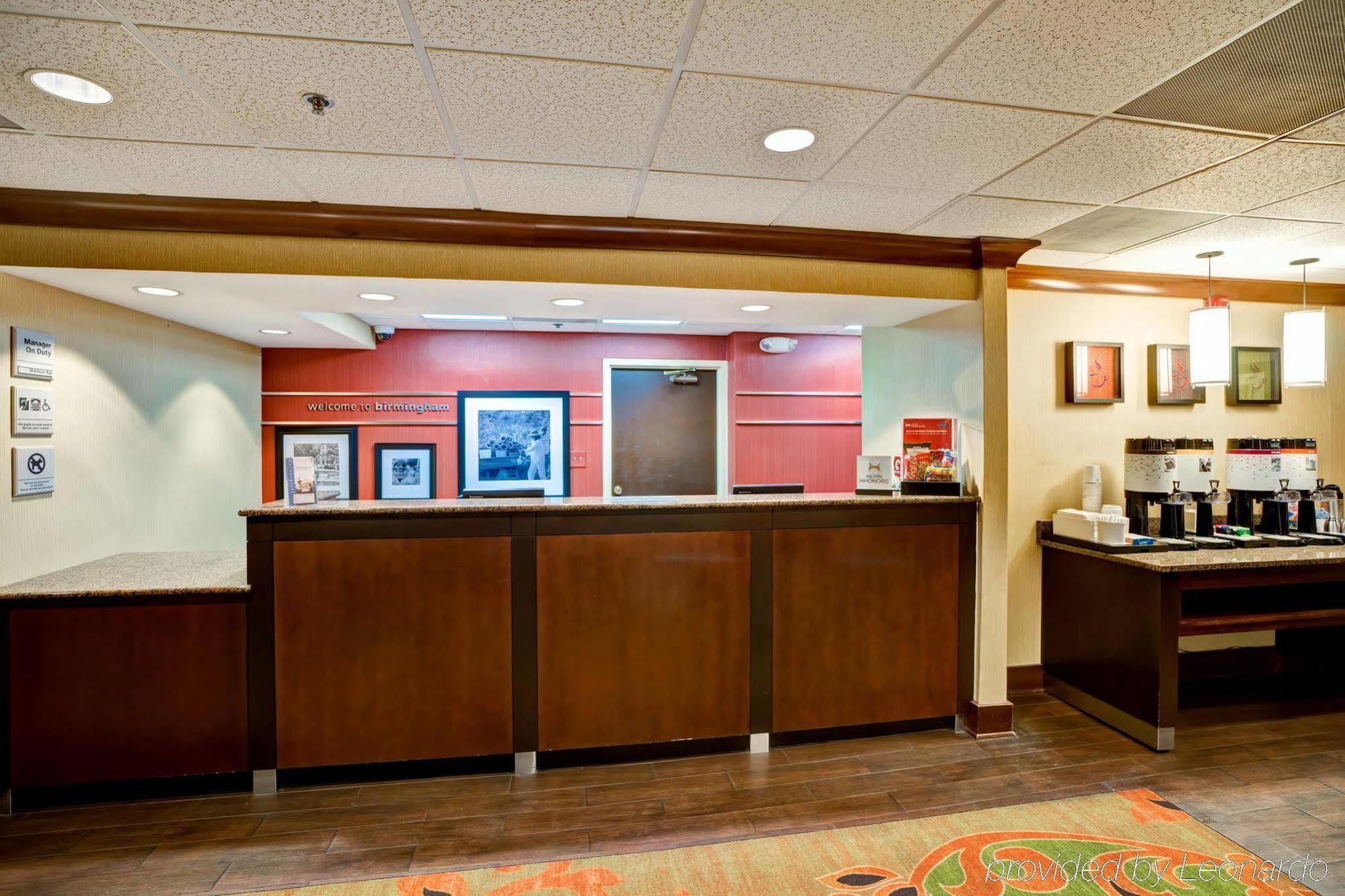 Hampton Inn Birmingham/Mountain Brook Exterior photo
