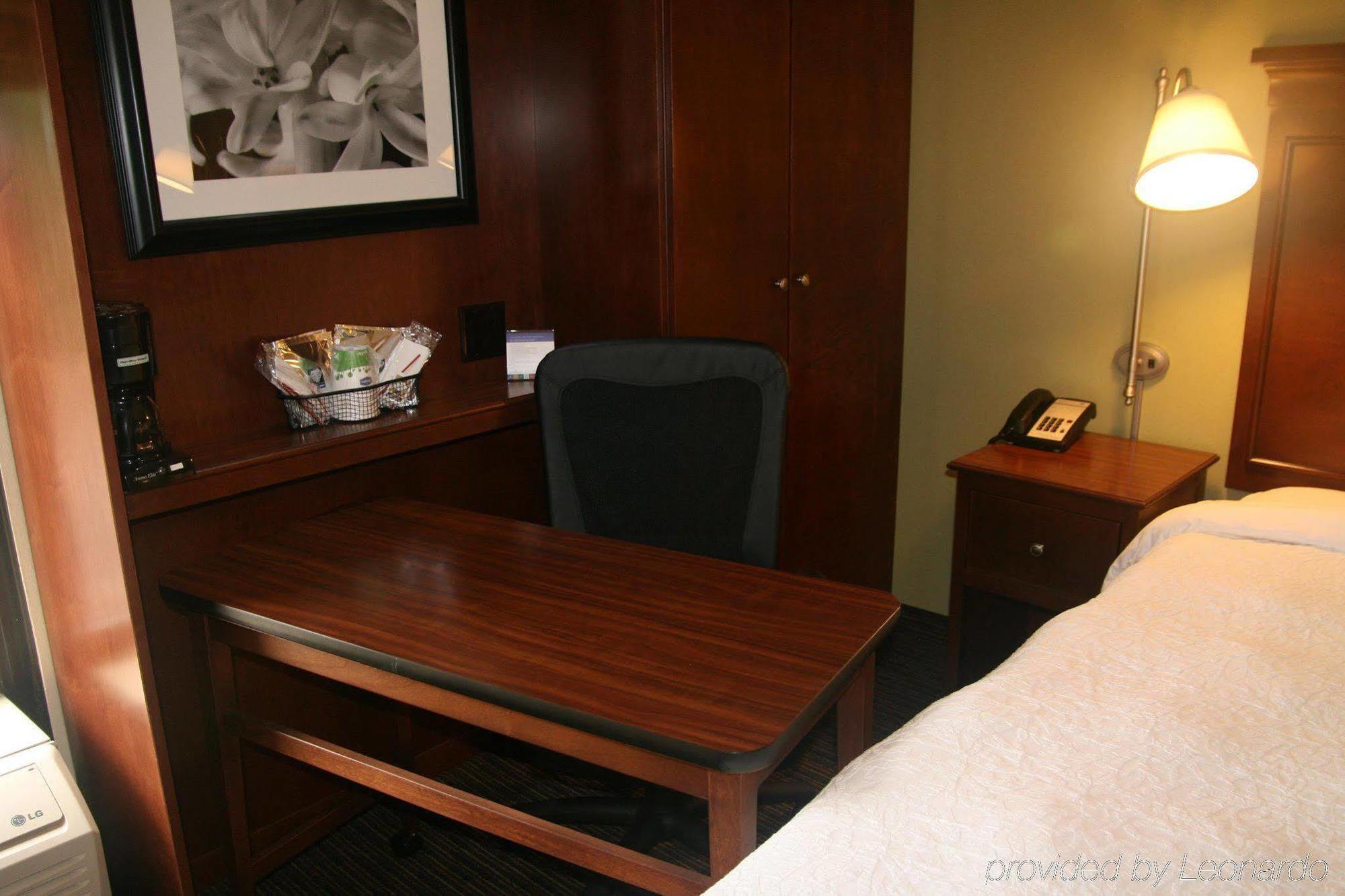 Hampton Inn Birmingham/Mountain Brook Room photo