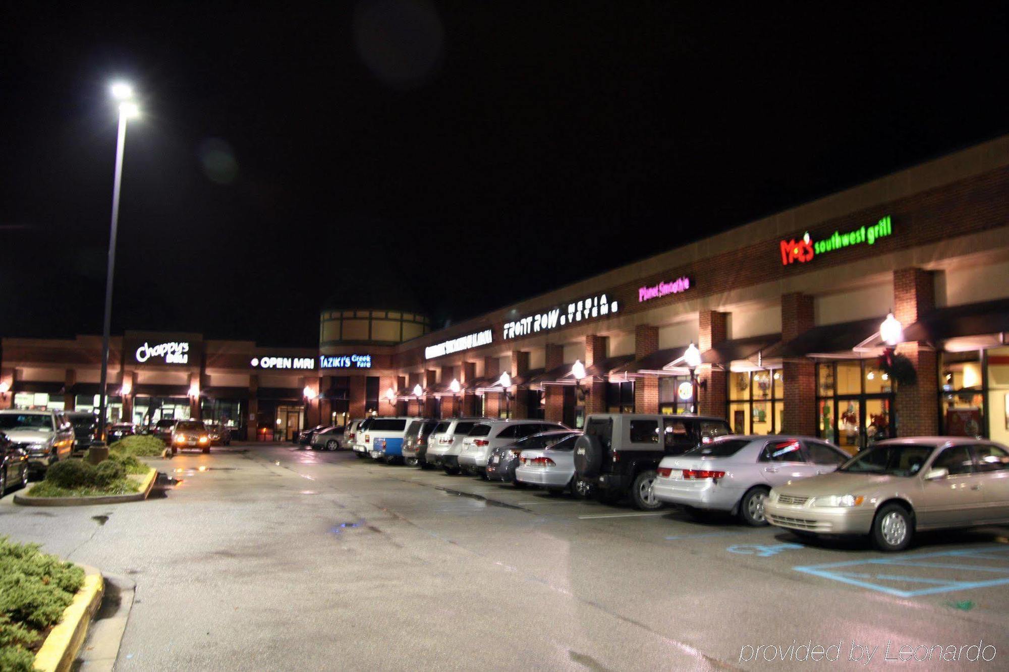 Hampton Inn Birmingham/Mountain Brook Exterior photo
